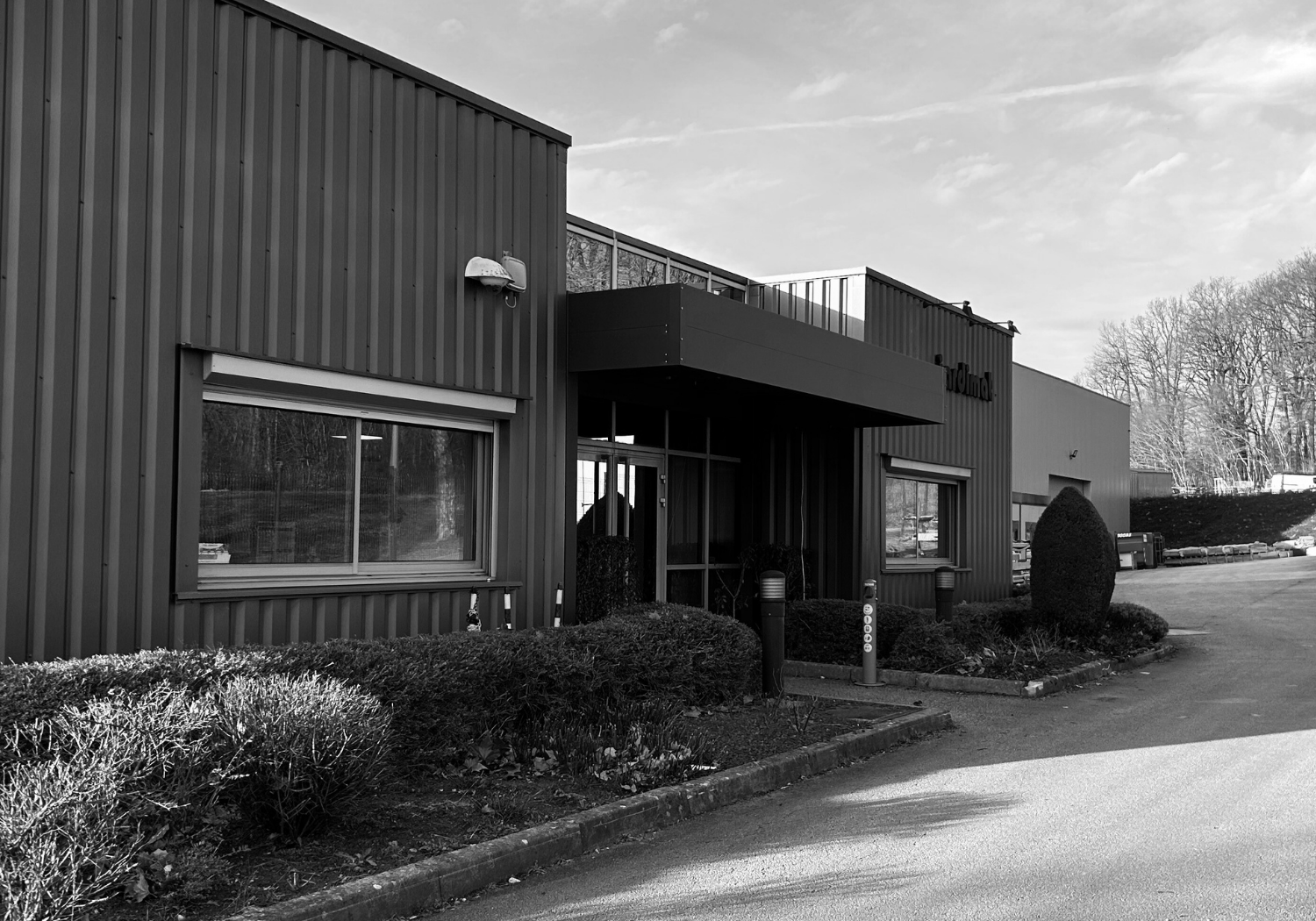 Sensace, votre partenaire emploi, s’associe à Jardimat, spécialiste de l’aménagement extérieur