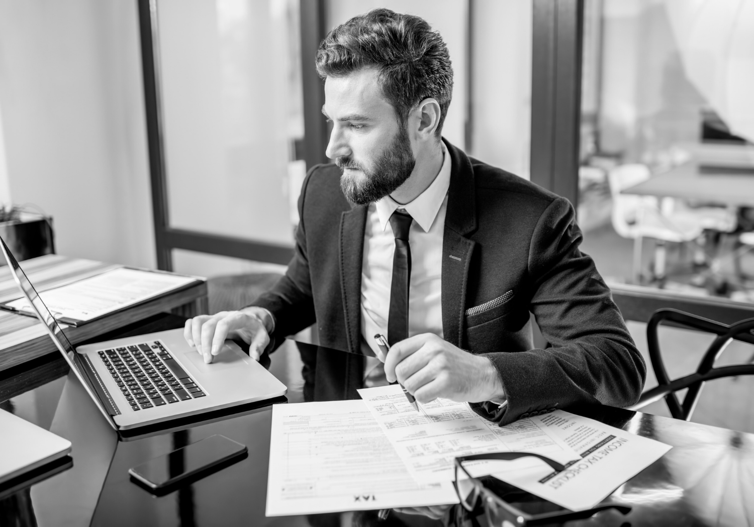 Comment trouver un poste dans les métiers du tertiaire ou le commerce grâce à une agence d’intérim ?